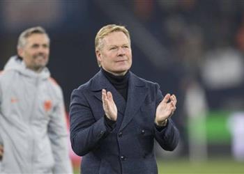 كومان يصر على رحيل رباعي برشلونة في يناير