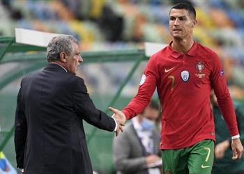 مدرب البرتغال يكشف تفاصيل إصابة رونالدو بفيروس كورونا ورد فعله