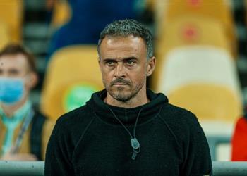 إنريكي يدافع عن دي خيا بعد السقوط أمام أوكرانيا ويؤكد خسرت مباريات كثيرة مشابهة