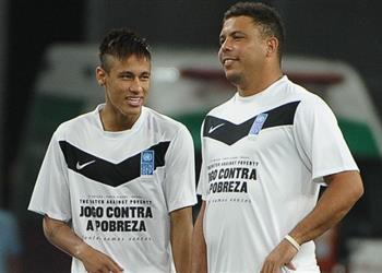 بعد تخطيه في عدد الأهداف مع البرازيل رونالدو يوجه رسالة مهمة لـ نيمار