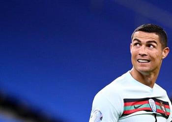 رونالدو يوجه رسالة تحدي من الحجر الصحي بعد إصابته بكورونا