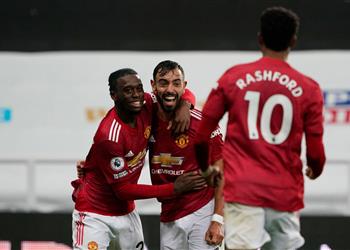 مانشستر يونايتد يقلب الطاولة على نيوكاسل ويفوز برباعية في الدوري الإنجليزي