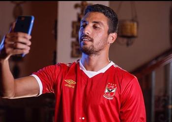 طاهر محمد طاهر لم أشترط على الأهلي بند الاحتراف والخطيب طلب عدم ظهوري في إعلان