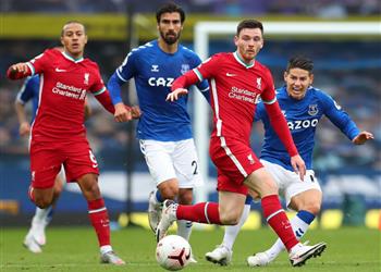 روبرتسون ساخر ا من هدف ليفربول الملغي أمام إيفرتون أظافر ماني كانت متسللة