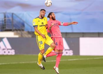 بعد الإصابة أمام قادش موندو تكشف موقف راموس من اللحاق بـ الكلاسيكو