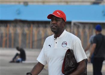 ربيع ياسين يرد على أنباء ترشيح لاعب منتخب الشباب للانضمام إلى الأهلي