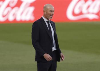 ماركا تكشف تفاصيل جلسة زيدان مع لاعبي ريال مدريد بعد هزيمة قادش