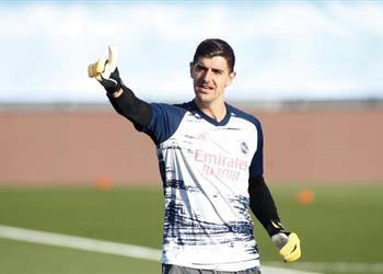 كورتوا يوجه رسالة جديدة لجماهير ريال مدريد بعد هزيمة قادش