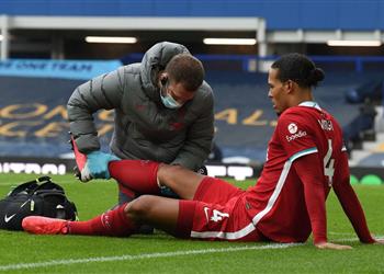 ميرور تكشف تفاصيل إصابة فان دايك بعد بيان ليفربول ومدة غيابه المتوقعة