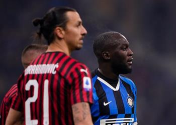 إبراهيموفيتش يستفز لوكاكو بعد ديربي الغضب لم يكن لـ ميلان ملك قط بل إله