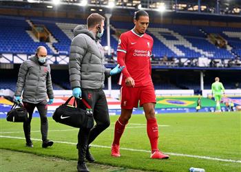 رسمي ا استبعاد فان دايك من القائمة النهائية لـ ليفربول في الدوري الإنجليزي