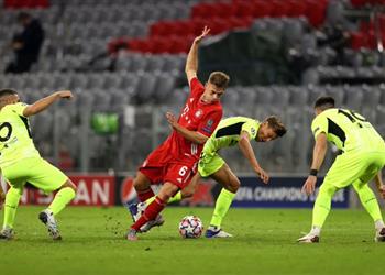 فيديو بسبب سواريز الفار يلغي هدف ا لـ أتلتيكو مدريد أمام بايرن ميونخ