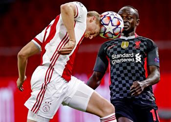 تقارير تكشف سبب استبدال ماني في مباراة ليفربول وأياكس