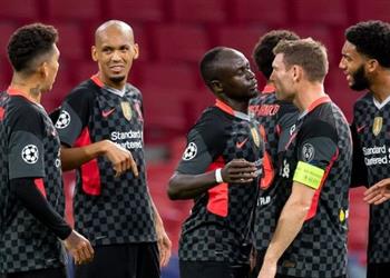 فان بيرسي ليفربول كان محظوظ ا أمام أياكس وربما أدفع الأموال لمشاهدة ماني