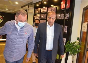 أحدهما مستحيل اتحاد الكرة يخير الخطيب بين حلين لمشاركة أحمد فتحي في نهائي دوري الأبطال