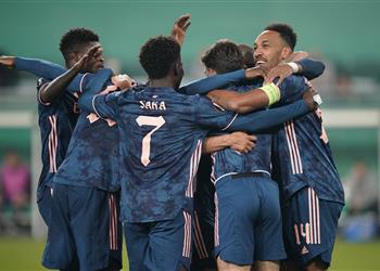 بمشاركة النني فيديو آرسنال يقلب الطاولة على رابيد فيينا بثنائية في الدوري الأوروبي
