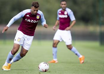 تشكيل أستون فيلا أمام ليدز تريزيجيه أساسي ا والمحمدي بديل ا