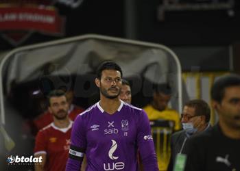 فيديو خروج محمد الشناوي من مباراة الأهلي والوداد وشكوك في إصابته