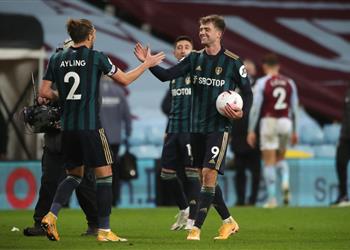 بامفورد يشكر ليدز وبيلسا بعد تسجيله هاتريك أمام أستون فيلا