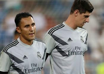 والد كورتوا نجلي شعر بالارتياح بعد رحيل نافاس عن ريال مدريد