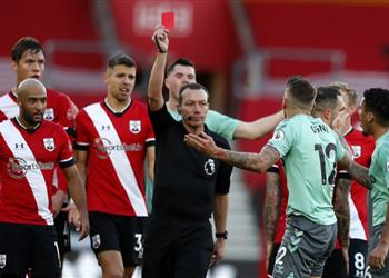 بالفيديو قطار إيفرتون يتعثر أمام ساوثهامبتون وينال أول هزيمة في الدوري الإنجليزي