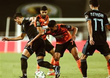 فيديو نهضة بركان يهزم بيراميدز ويتوج بلقب الكونفدرالية للمرة الأولى في تاريخه