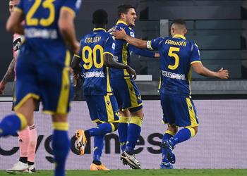 أول لاعب م نذ 26 عام ا مهاجم فيرونا يدخل تاريخ الدوري الإيطالي بعد هدفه في يوفنتوس