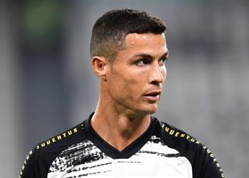 الحكومة الإيطالية تتهم رونالدو باختراق بروتوكول كورونا وتحوله للتحقيق