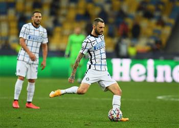 إنتر ميلان يواصل نزيف النقاط ويتعادل مع شاختار في دوري أبطال أوروبا