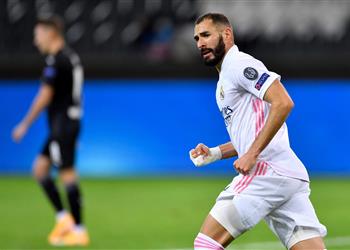 بنزيما يرفض الاستسلام بعد تعادل ريال مدريد مع بوروسيا مونشنجلادباخ
