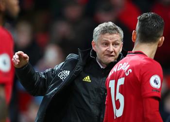 قائمة مانشستر يونايتد لمباراة لايبزيج ضم كافاني