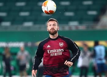 موستافي عن مستقبله في آرسنال لا توجد محادثات حول تجديد عقدي ولكن