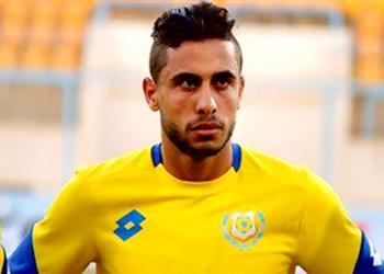 لاعب الإسماعيلي الأهلي والزمالك يرغبان في ضمي ولكن