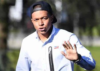 برشلونة توصل لاتفاق لضم مبابي ولكن