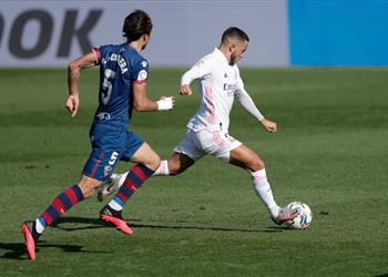 فيديو صاروخية لا ترد هازارد يسجل أول أهدافه في الموسم لـ ريال مدريد أمام هويسكا