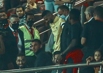 محمود الخطيب يستقبل مؤمن زكريا في مباراة الأهلي وطلائع الجيش