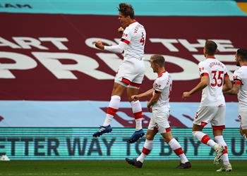 فيديو بمشاركة تريزيجيه والمحمدي أستون فيلا يسقط برباعية أمام ساوثهامبتون في مباراة مجنونة