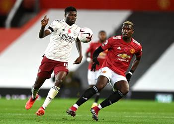 بوجبا تسببت في هزيمة مانشستر يونايتد وغياب الجماهير ليس عذر ا