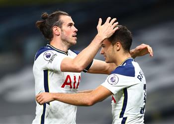 فيديو بعد 3 دقائق من نزوله بيل يسجل هدفه الأول مع توتنهام أمام برايتون