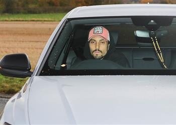 تقارير تكشف سبب توجه تيليس إلى مانشستر يونايتد رغم إصابته بفيروس كورونا