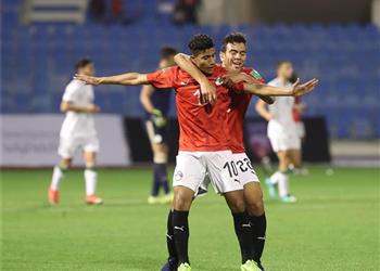 ثنائي الزمالك يسجل في تعادل منتخب الشباب مع النصر بثلاثية ودي ا