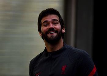 أليسون بيكر يكشف ماذا قال لنابي كيتا بعد العودة من الإصابة