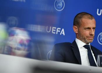 أسوشييتد برس يويفا يطالب فيفا بتغيير قواعد لمسة اليد