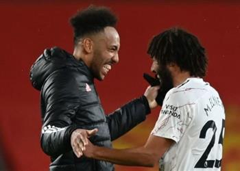 فيديو لقطة محمد النني أمام مانشستر يونايتد تبهر أوباميانج لا أصدق ما فعله