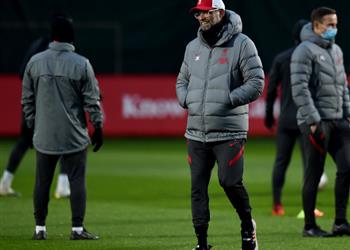 نجم ليفربول يواصل الغياب عن التدريبات قبل مواجهة مانشستر سيتي