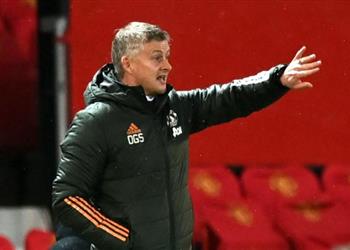 سولشاير يرد على أنباء إقالته لا أسقط مثل بيت من الورق وأثق في قدراتي