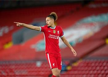 ريس ويليامز لم أحلم بخلافة فان دايك وأريد أن أصبح لاعب ا لا يعوض في ليفربول