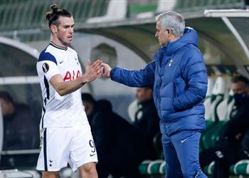 مورينيو يخشى مؤامرة آرسنال على بيل في منتخب ويلز