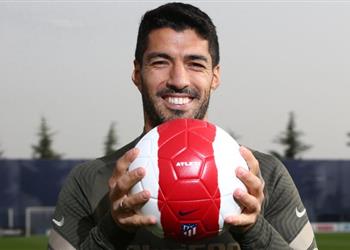 سواريز يعلق على استقالة بارتوميو ويؤكد لن أحتفل إذا سجلت في برشلونة