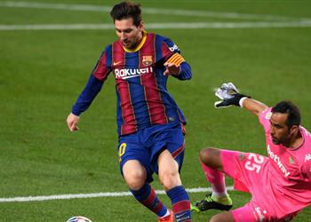 برافو يكشف عن حديثه مع تير شتيجن ويعلق على تصديه لركلة جزاء جريزمان